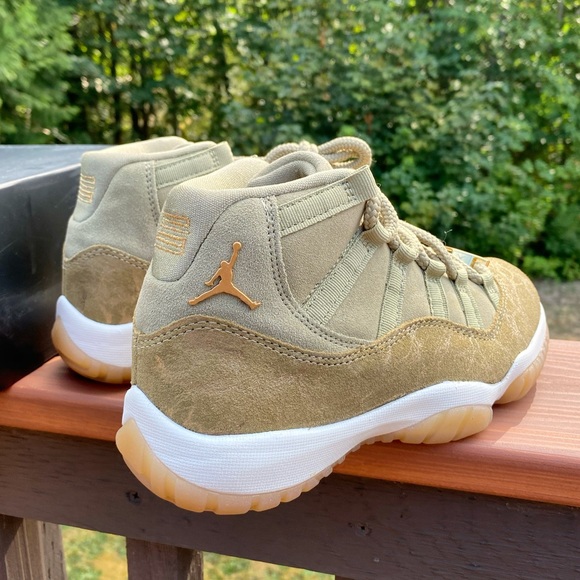 Jordan 11 Retro “Olive” - Picture 4 of 11